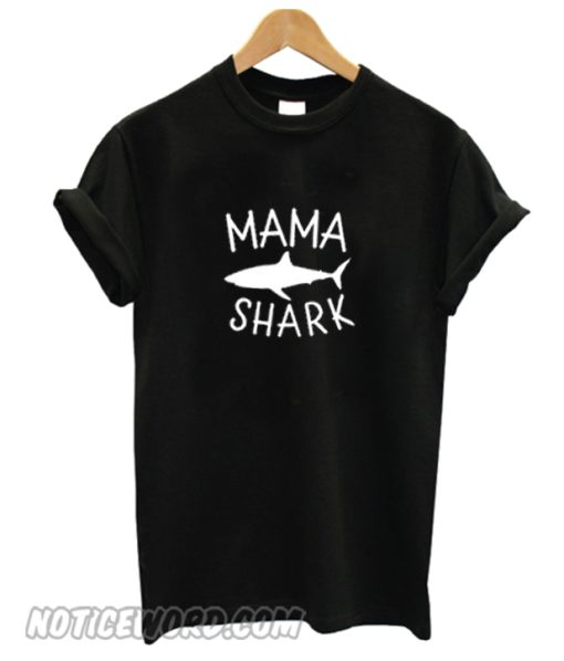 Mama Shark smoothT-Shirt