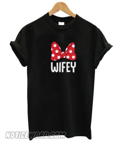 Minnie Wifey smooth T-Shirt
