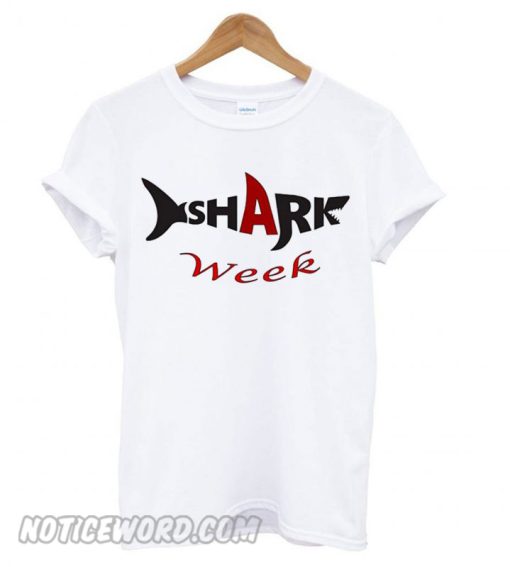 Week of Sharks great white big smooth T shirt