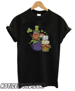 Leprechaun Ireland Flag Funny St Patricks Day Gift smooth T-Shirt