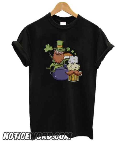 Leprechaun Ireland Flag Funny St Patricks Day Gift smooth T-Shirt