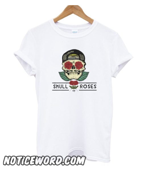 Skull of roses smooth T-Shirt