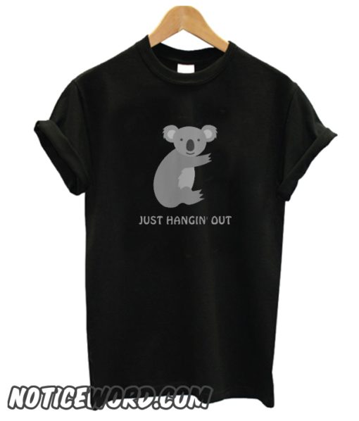 Just Hangin Out smooth T Shirt