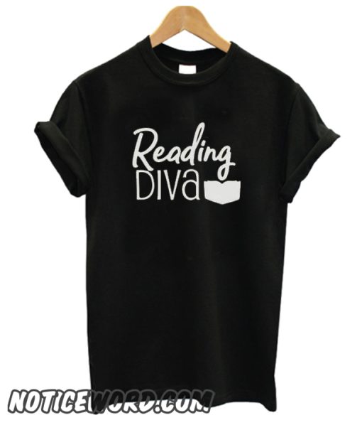 Reading Diva smooth T-Shirt