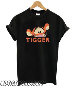 Winnie the Pooh Peek-a-Boo Tigger smooth T-Shirt