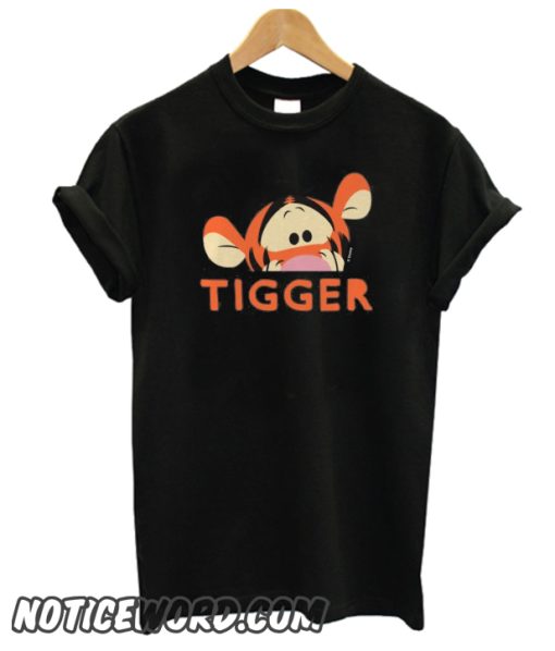 Winnie the Pooh Peek-a-Boo Tigger smooth T-Shirt