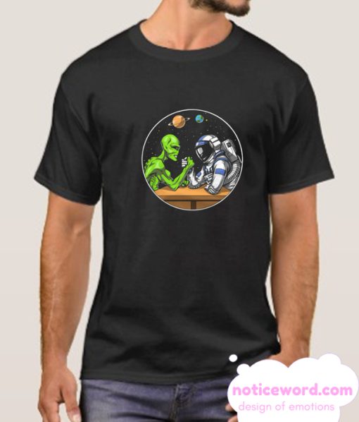 Space Alien Astronaut Arm Wrestling UFO smooth T Shirt