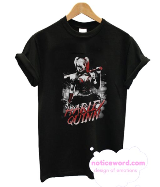 Batman Arkham Knight Harley Quinn Posing With Bat In Gotham Women's T-Shirt