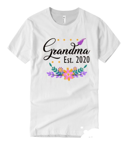 Grandma Est 2020 smooth T Shirt