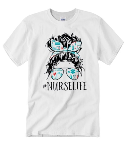 Nurses Life - medical smooth T Shirt